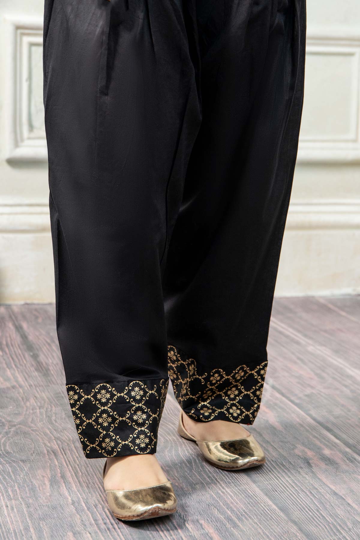 1 Pc Embroidered Babmbered Chiffon Duppata CHD22-14-A - Image 2